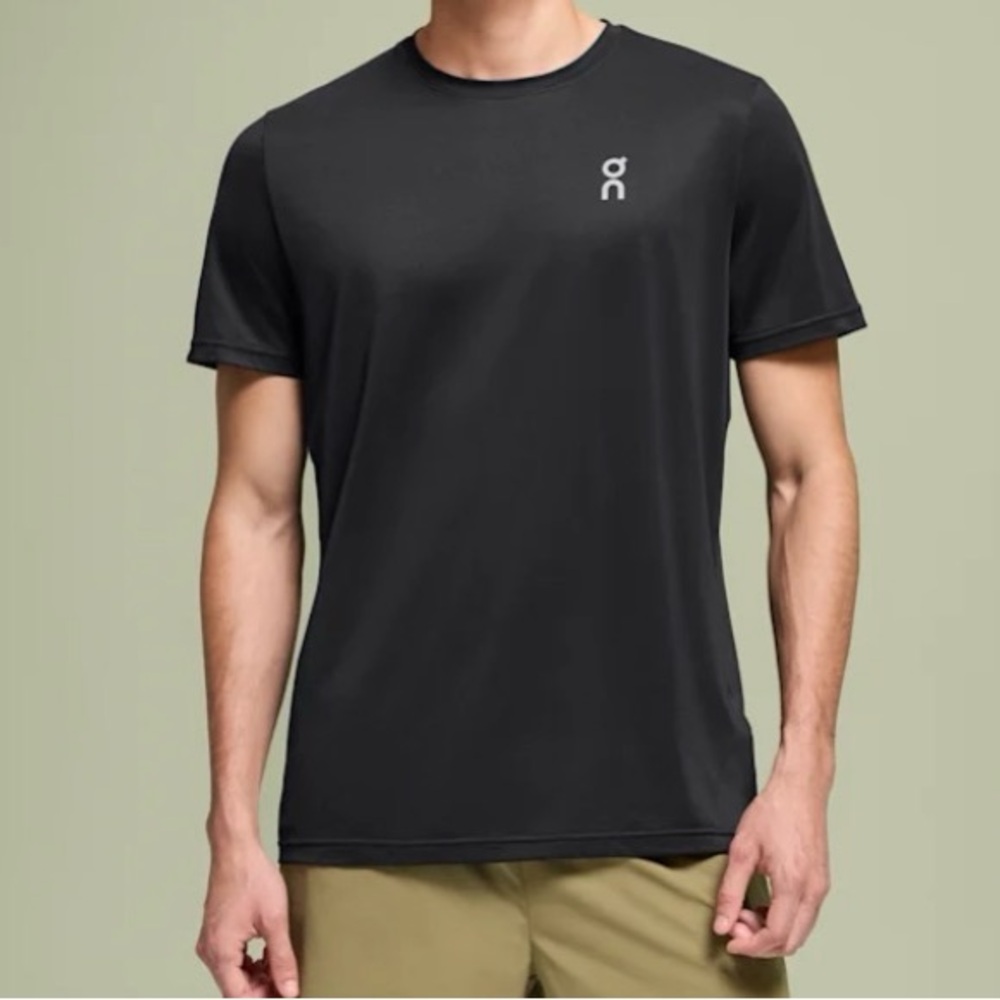 On Running Core T shirt - Black